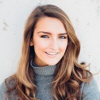 Adrianna Freeman headhsot