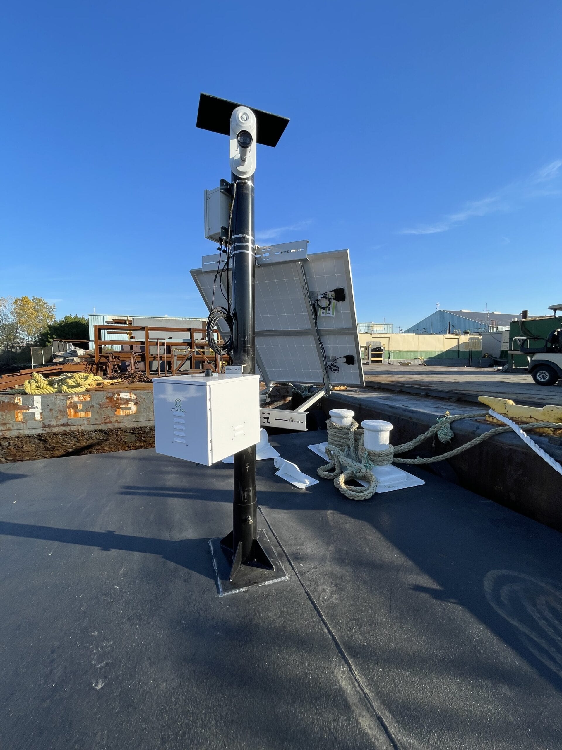 Solar fixed camera with strobes and sirens